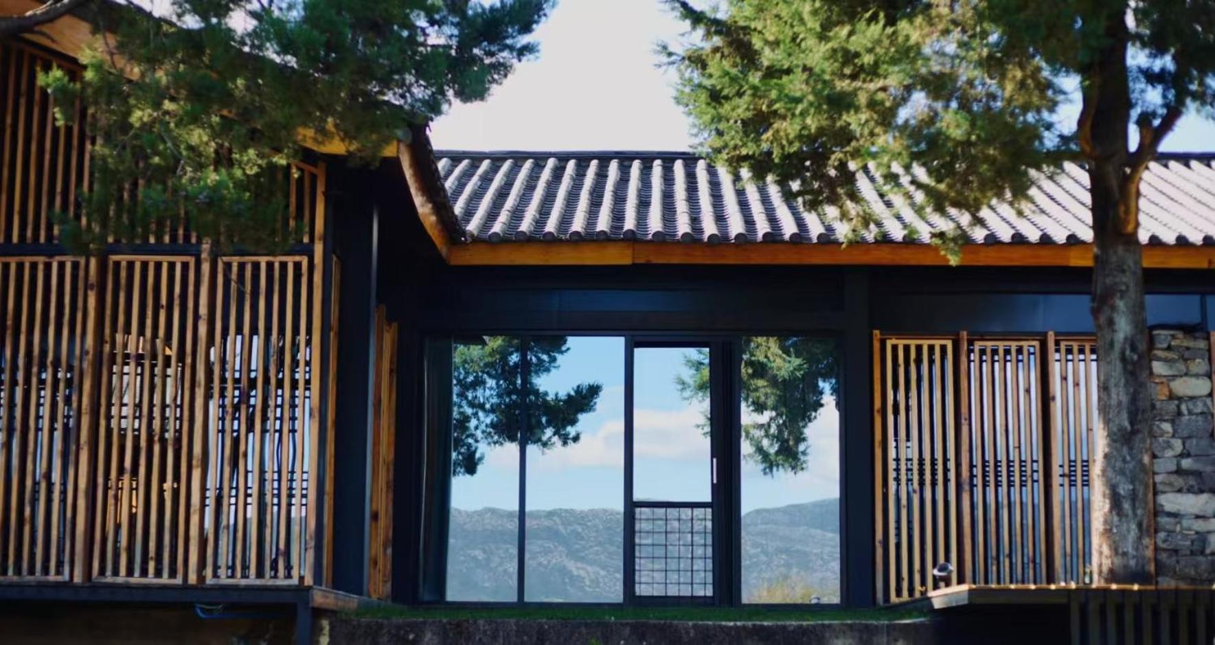 The Rock Hotel Lijiang  Exterior photo