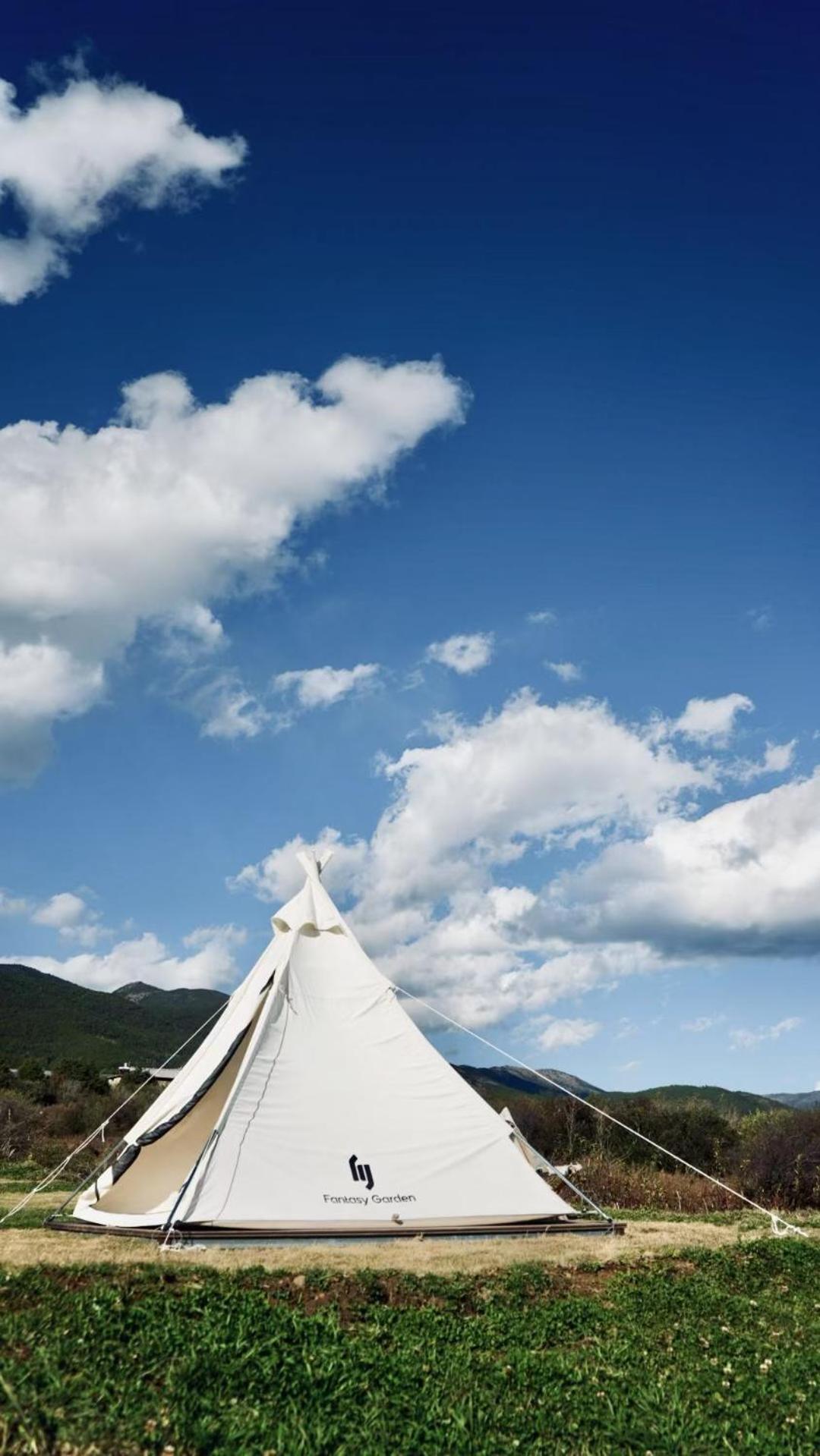 The Rock Hotel Lijiang  Exterior photo